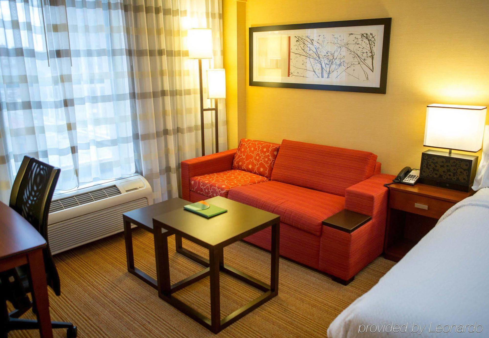 Courtyard By Marriott Springfield Downtown Hotel Exterior photo